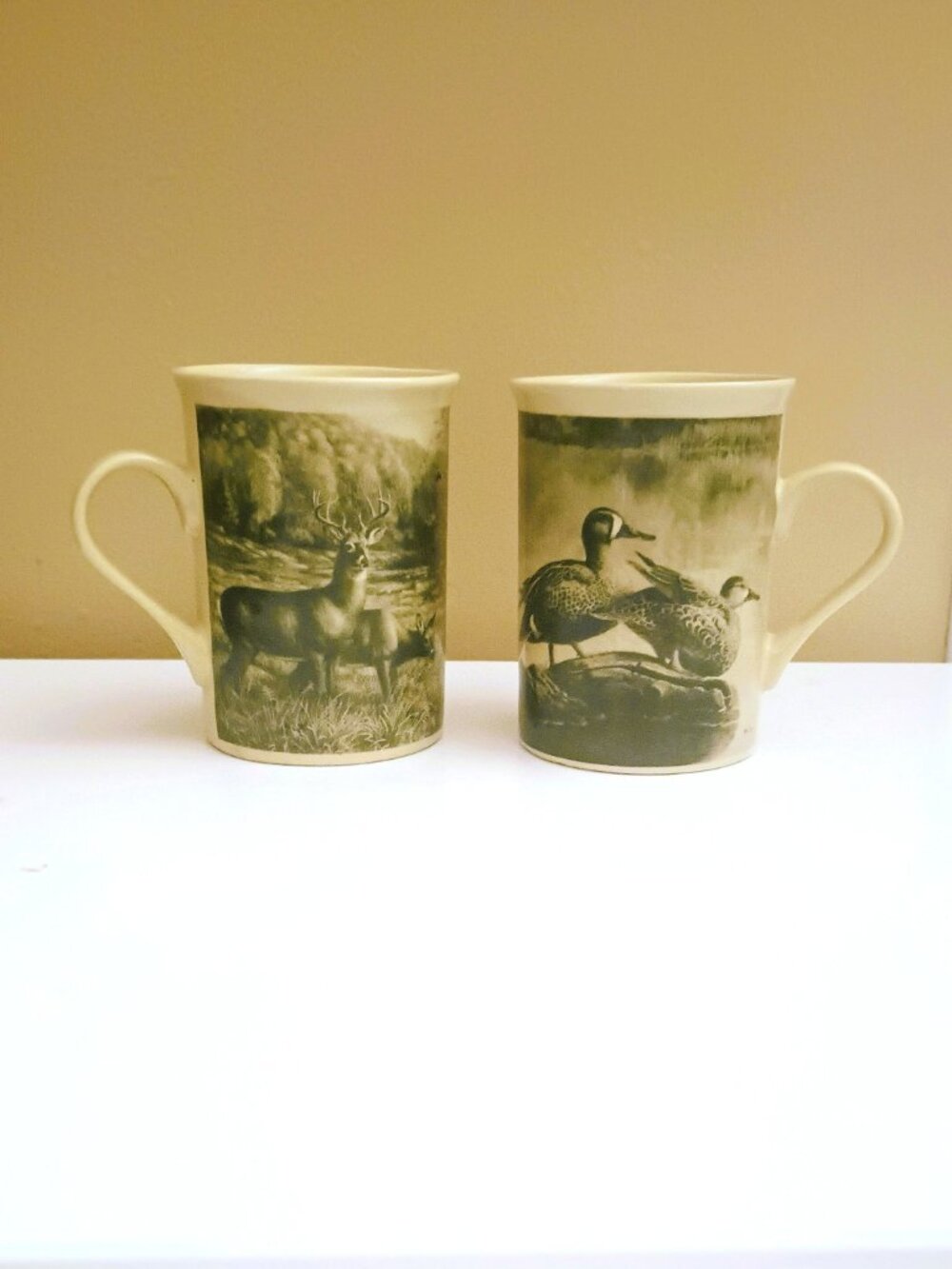 Field and Stream Set of 2 Cups Duck & Whitetail Deer Wild Life Beige Mug